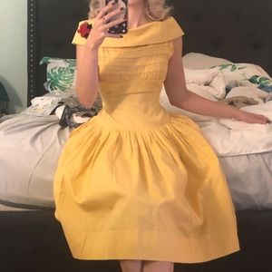 True vintage Belle inspired dress